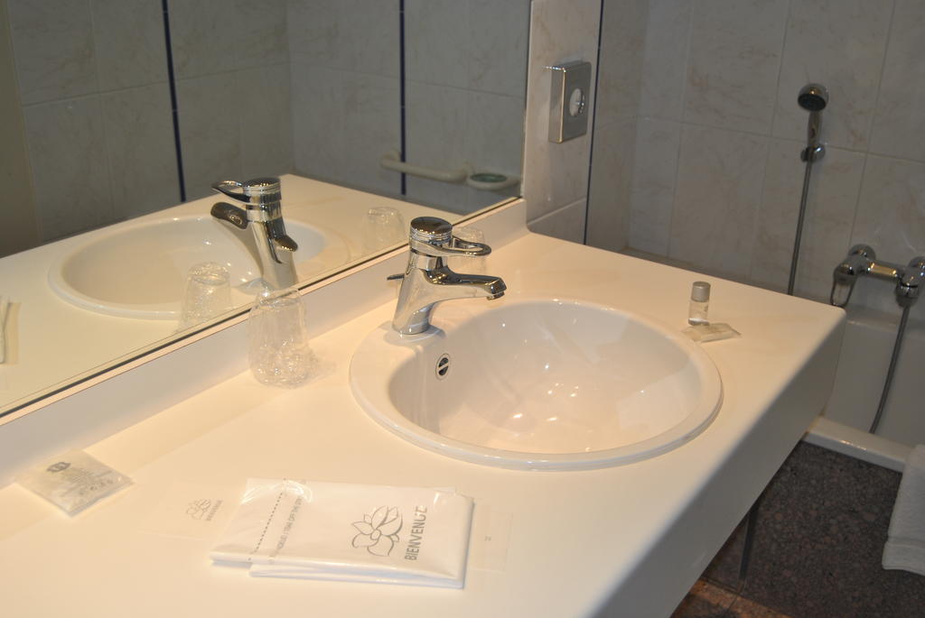 Greenpark Hotel Sint-Pieters-Leeuw Værelse billede